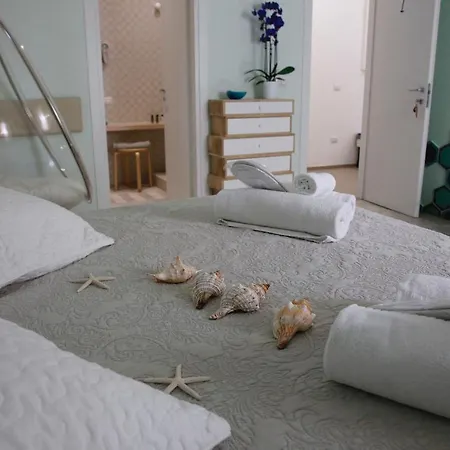 Couette-café Gennaro 4*