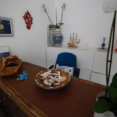 Couette-café Gennaro 4*