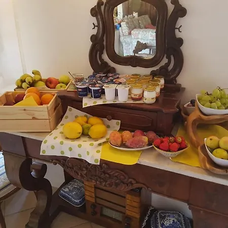 Gennaro Bed & Breakfast